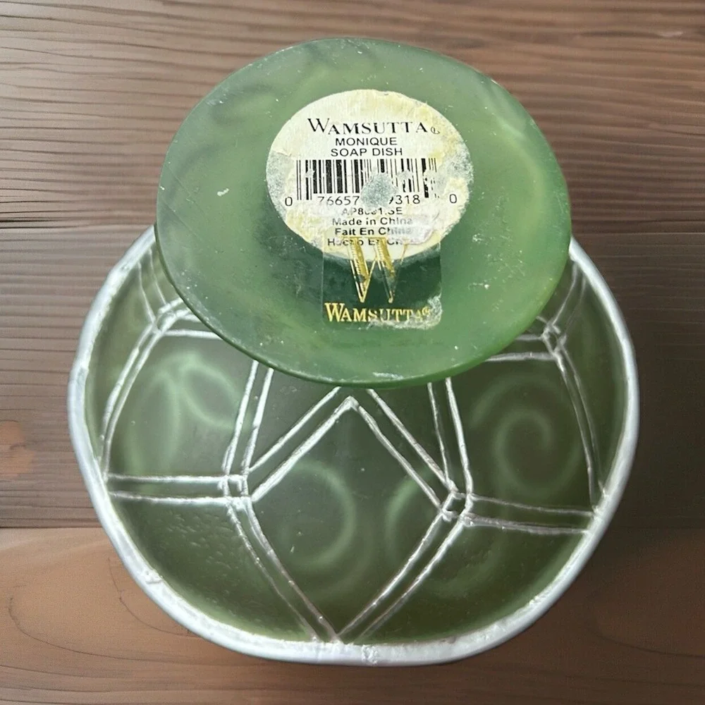 Wamsutta Monique Frosted Green Glass Pedestal Soap Dish Scroll Leaf